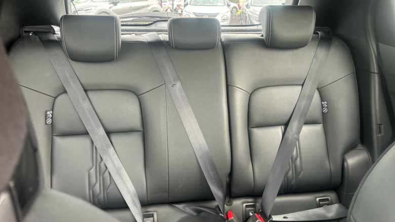 Nissan Juke 1.0 DiG-T 114 Tekna 5dr Petrol Hatchback